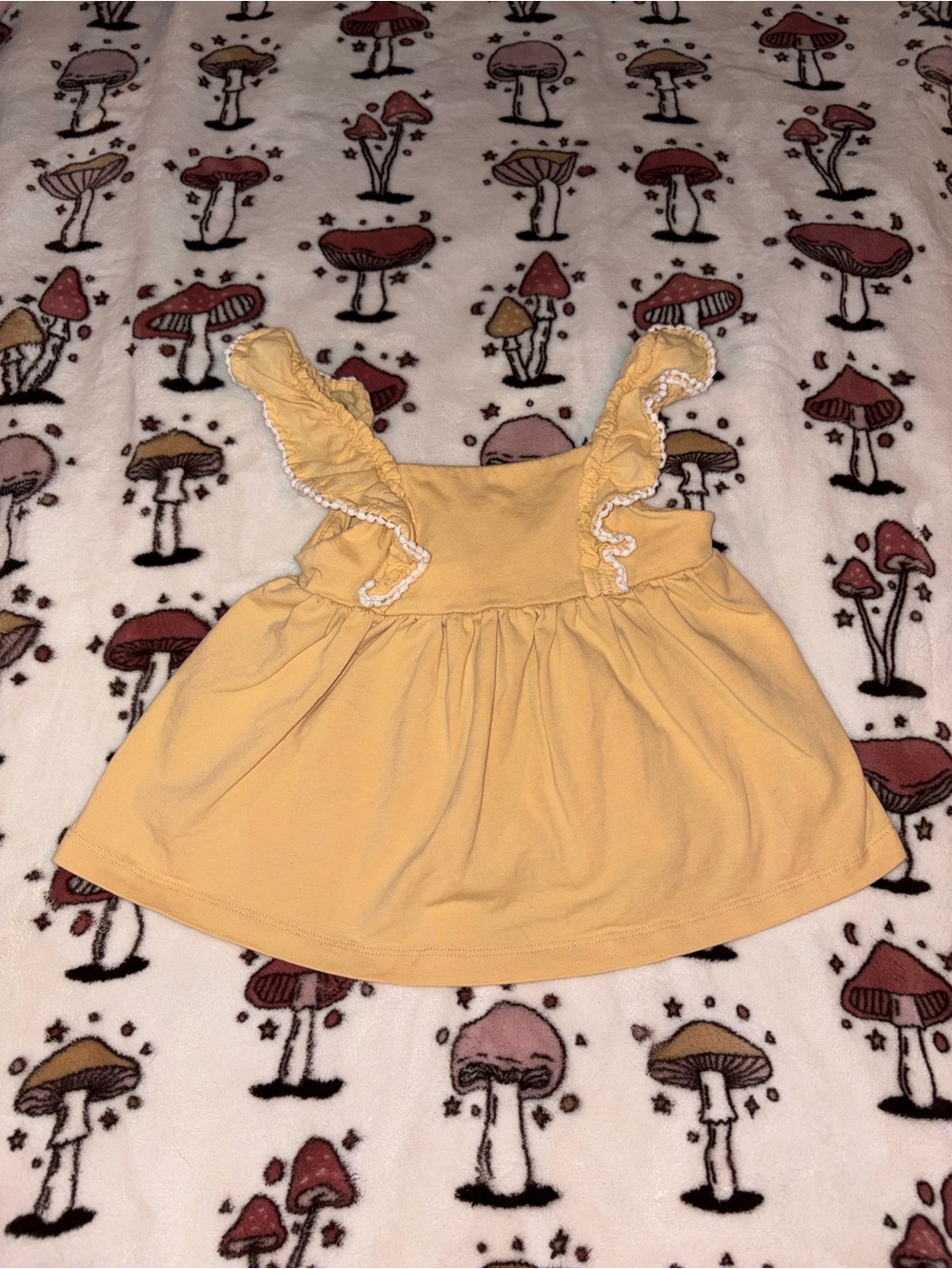 Tommy Bahama Apricot and White Baby Girls Ruffle Dress Size 18m